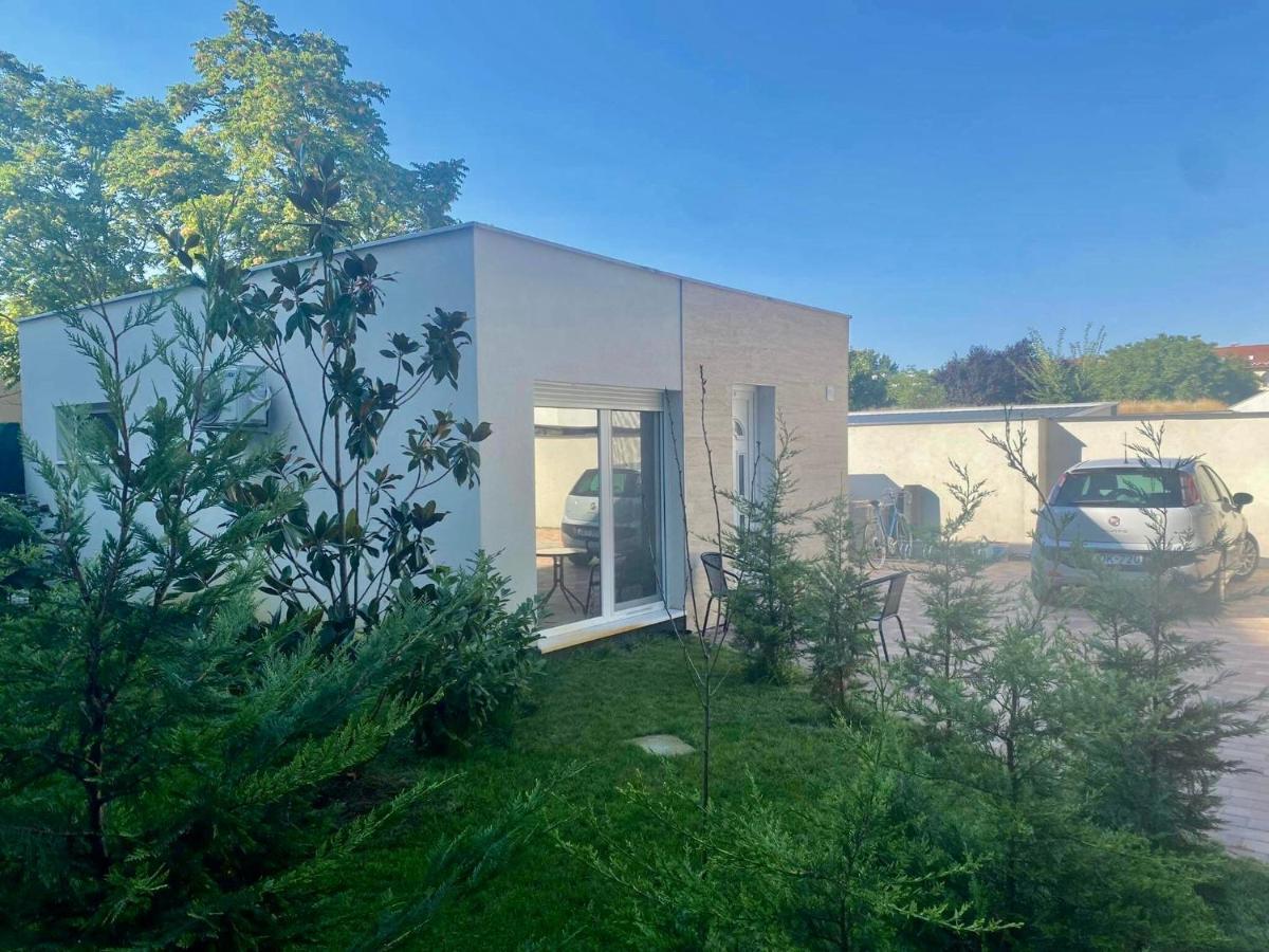 Apartament Hajnal Apartman Segedyn Zewnętrze zdjęcie