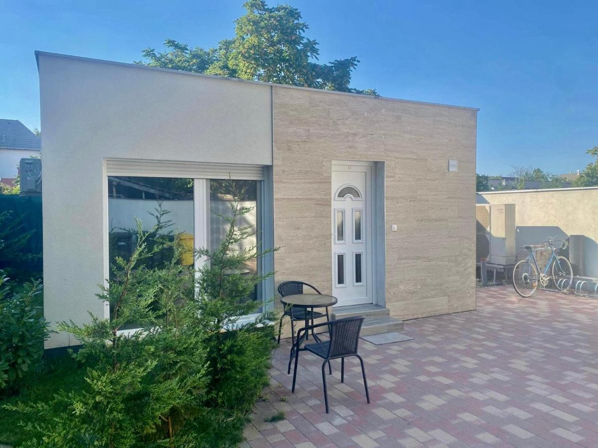 Apartament Hajnal Apartman Segedyn Zewnętrze zdjęcie